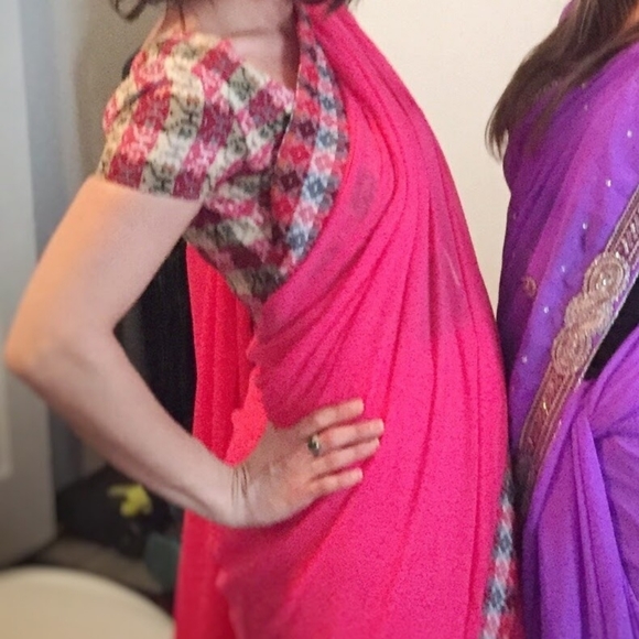 Stunning Sari - Picture 2 of 2